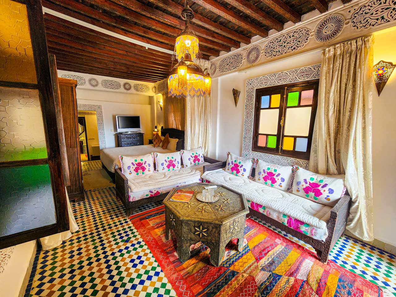 Manzah Room – Relax in Moroccan Elegance