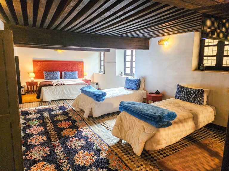 Bab Ainazlitan Room - A Relaxing Moroccan Retreat