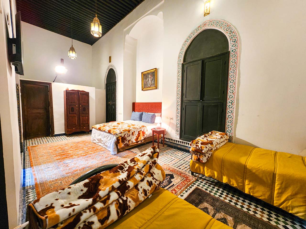 Bab Rcif Room - Luxurious Moroccan Retreat