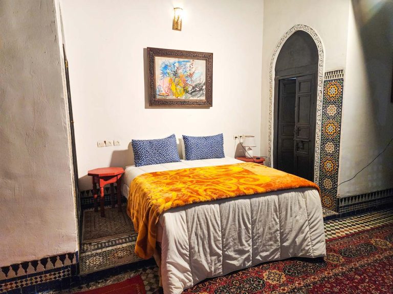 Experience Authentic Comfort in Bab Ftouh Room